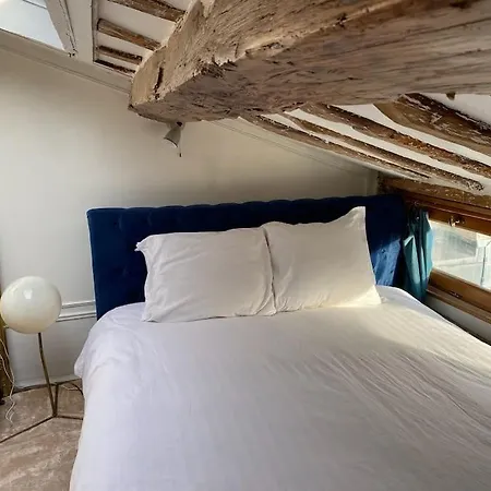 Central Duplex With Panoramic Views Over Parigi Esterno foto